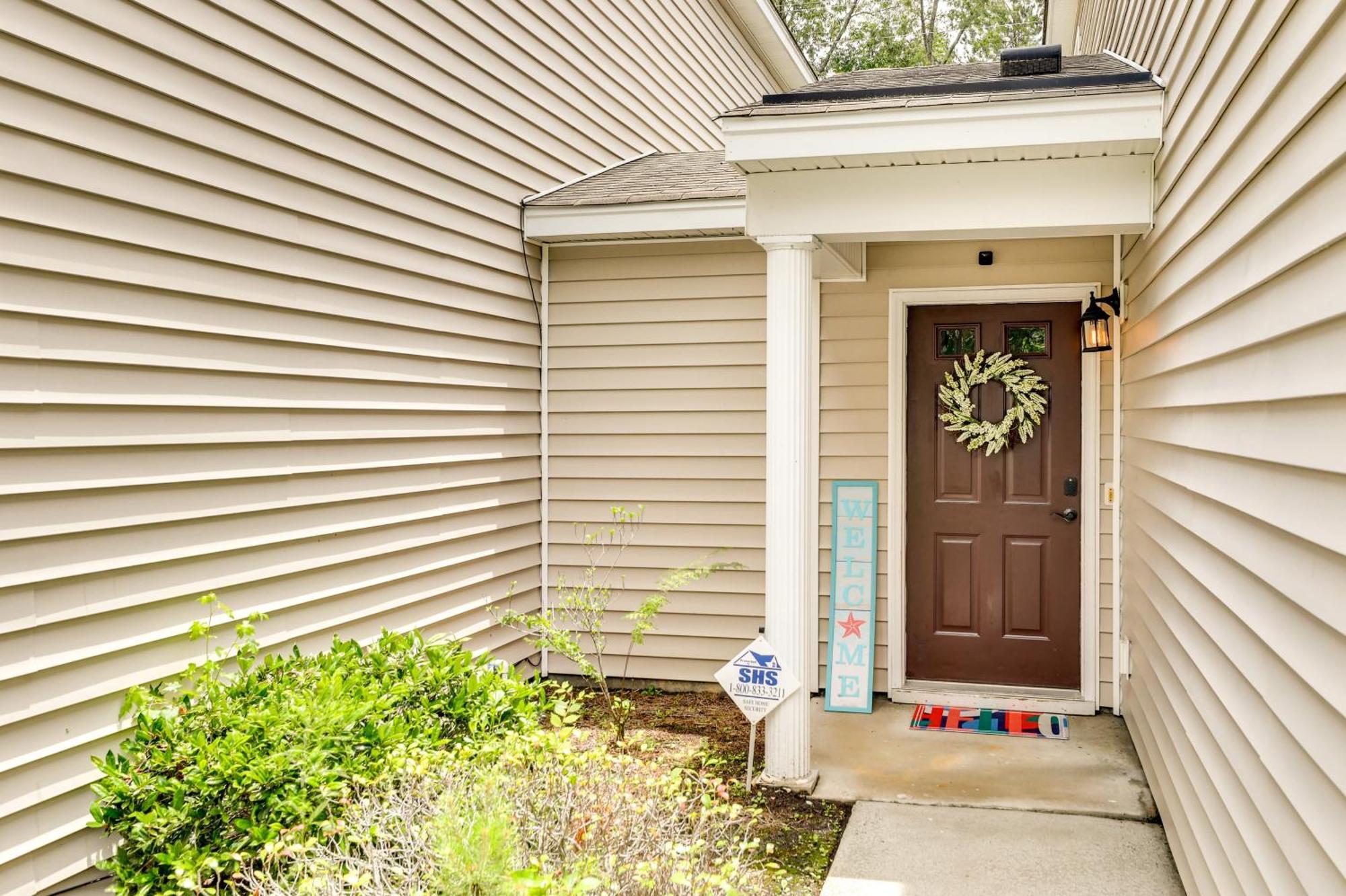 Charming North Charleston Townhome - Pets Welcome! المظهر الخارجي الصورة