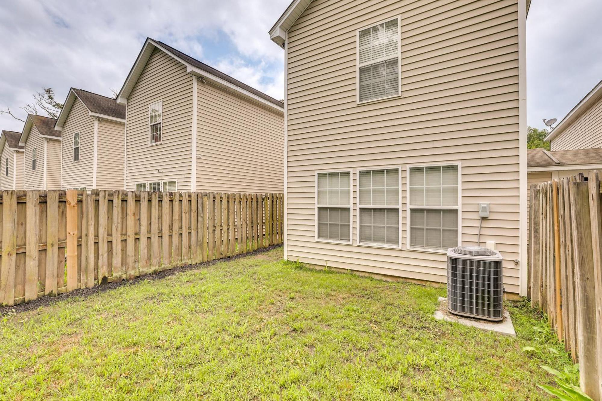 Charming North Charleston Townhome - Pets Welcome! المظهر الخارجي الصورة